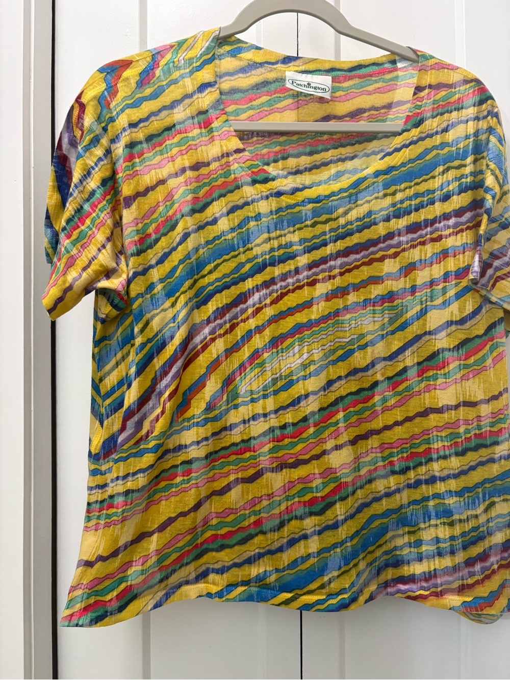 Patchington Yellow V-Neck Short Sleeve Top with Multicolor Wave Stripes size L